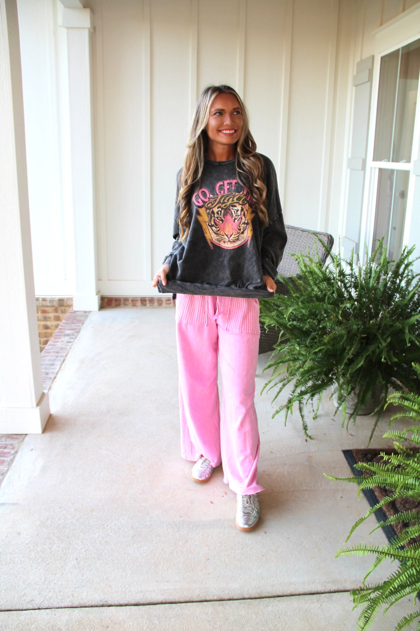 Mineral Wash Wide Leg Pants- Bubble Gum Pink