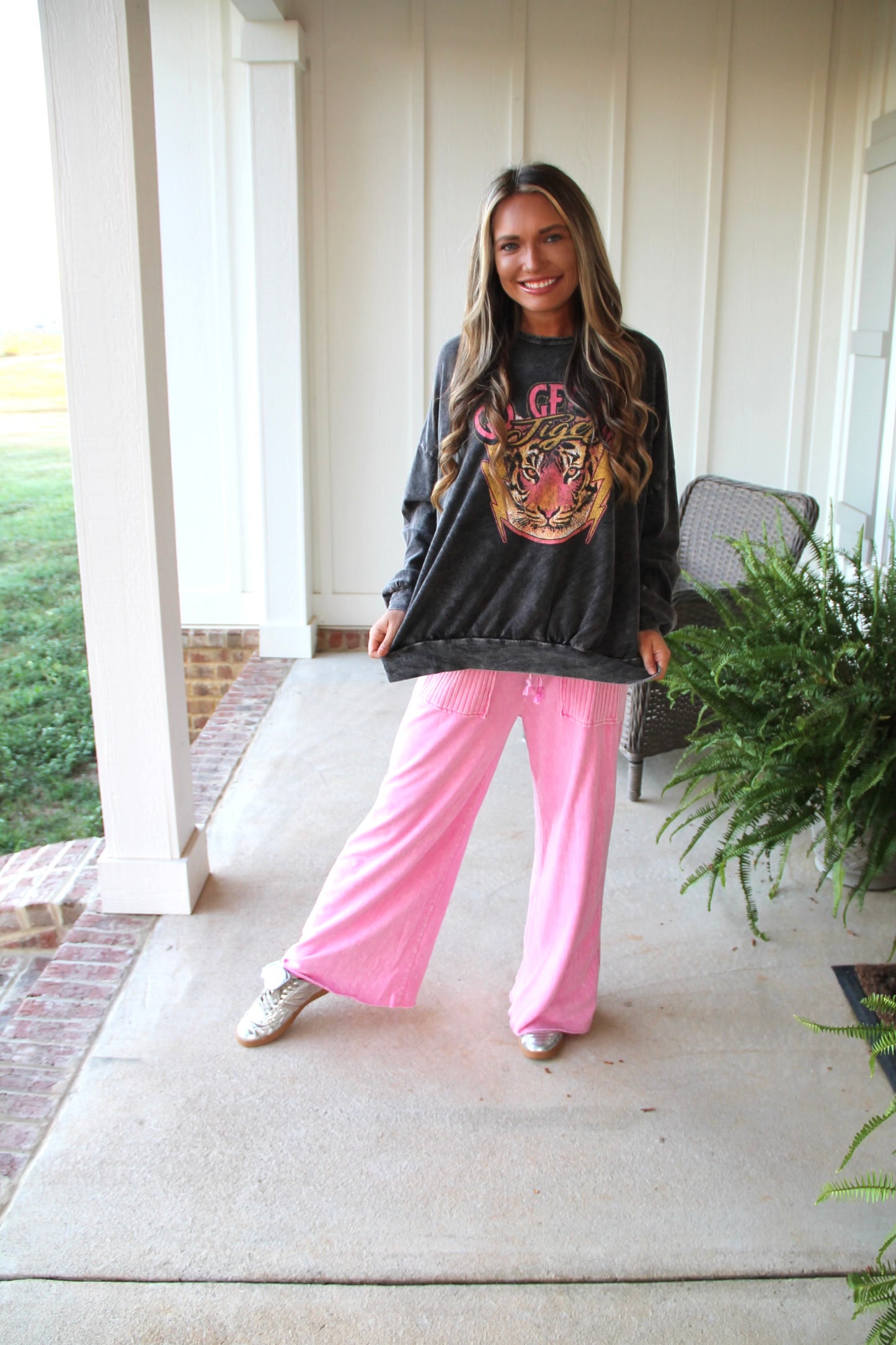 Mineral Wash Wide Leg Pants- Bubble Gum Pink